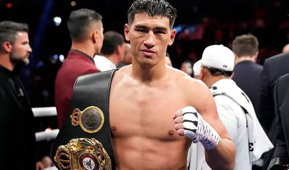 Володар трьох титулів відмовився виходити на ринг з Усиком